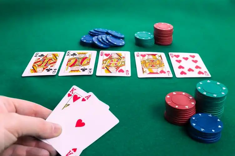 Pengguna Indonesia memainkan Live Casino androslot melalui browser Android dengan nyaman